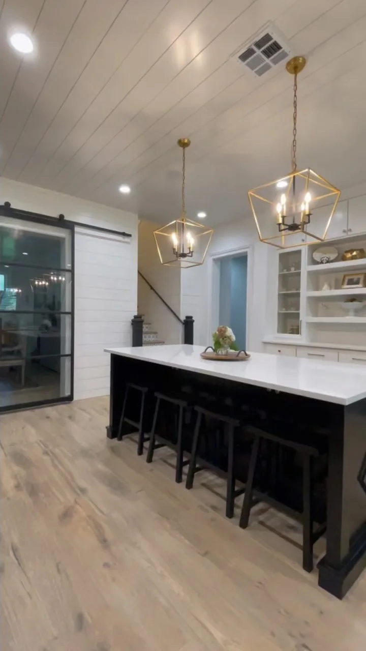 A custom kitchen built by Tredway Custom Homes
